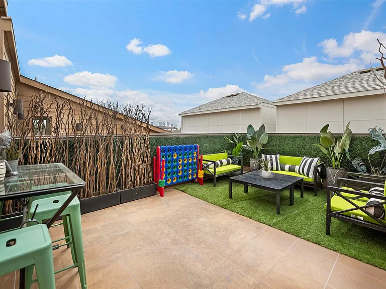 4413 Eli St — Photo 43