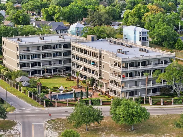 4640 W Beach Blvd APT B3, Gulfport, MS 39501