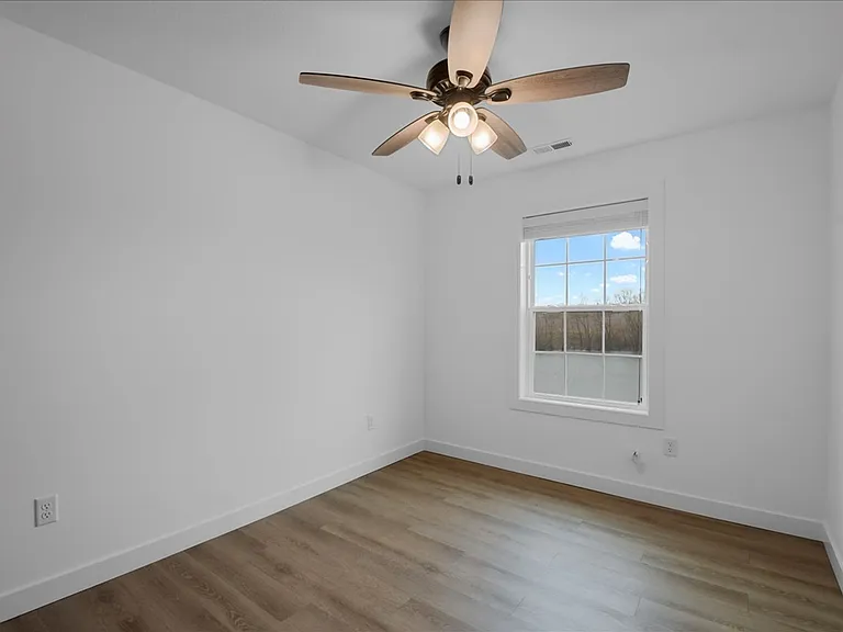 3311 Stoneway Ct — Photo 13