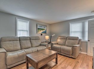 15 Harvard Dr, East Falmouth, MA 02536