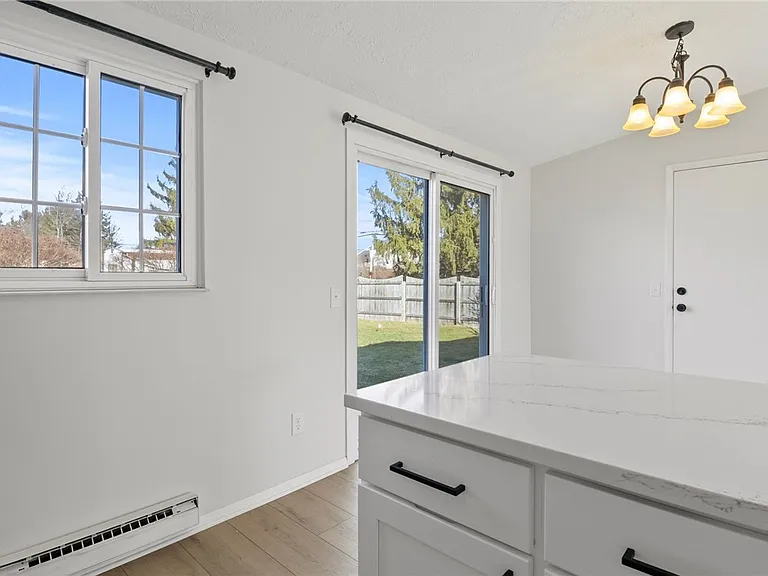 247 Overland Trl — Photo 17