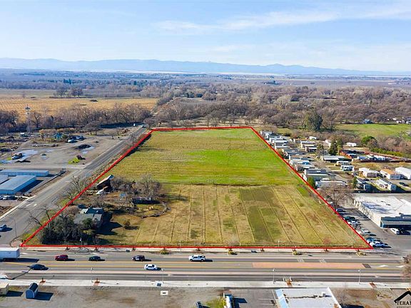 2nd image of 8011 State Highway 99e