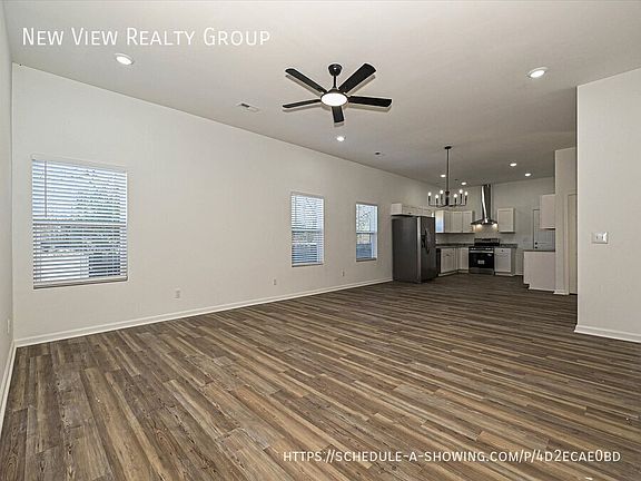 2nd image of 1349 Russell St