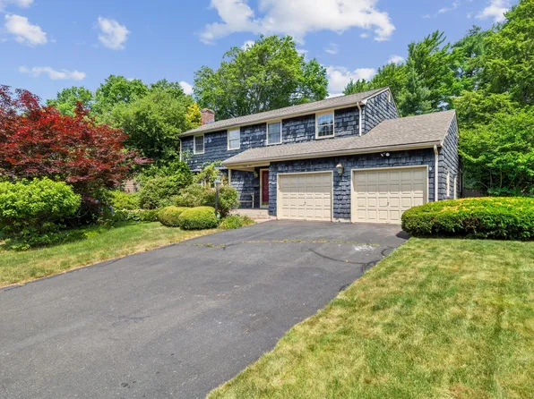 24 Pioneer Drive, West Hartford, CT 06117