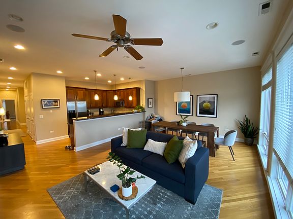 5th image of 3154 N Kenmore Ave APT 4W