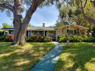 6866 28th St S, Saint Petersburg, FL 33712