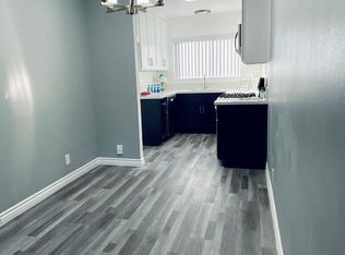 19248 Parthenia St #102, Northridge, CA 91324