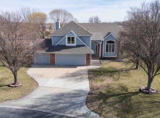 330 S Fairway Cir, Andover, KS 67002