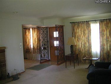 4th image of 25188 Carey Ln