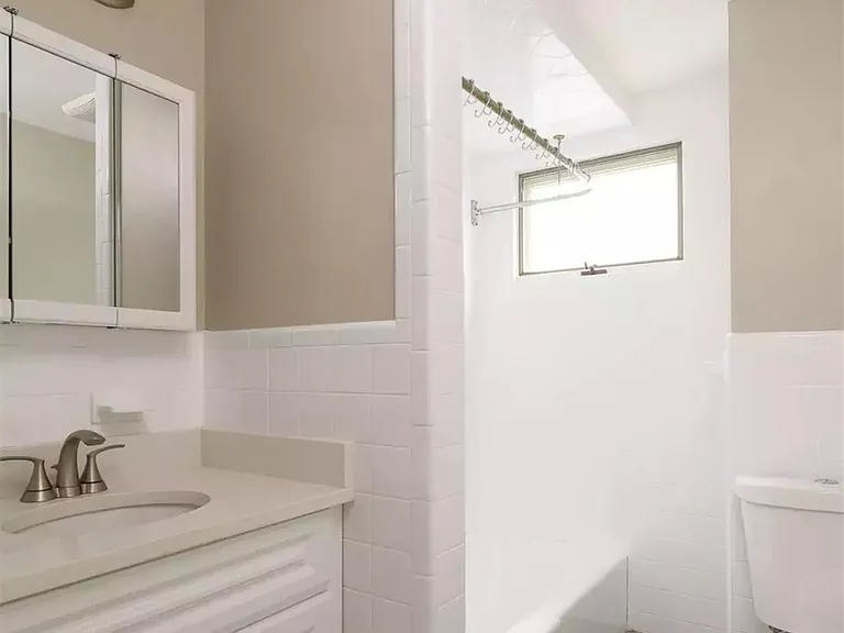 44 Greenville St #2 — Photo 8