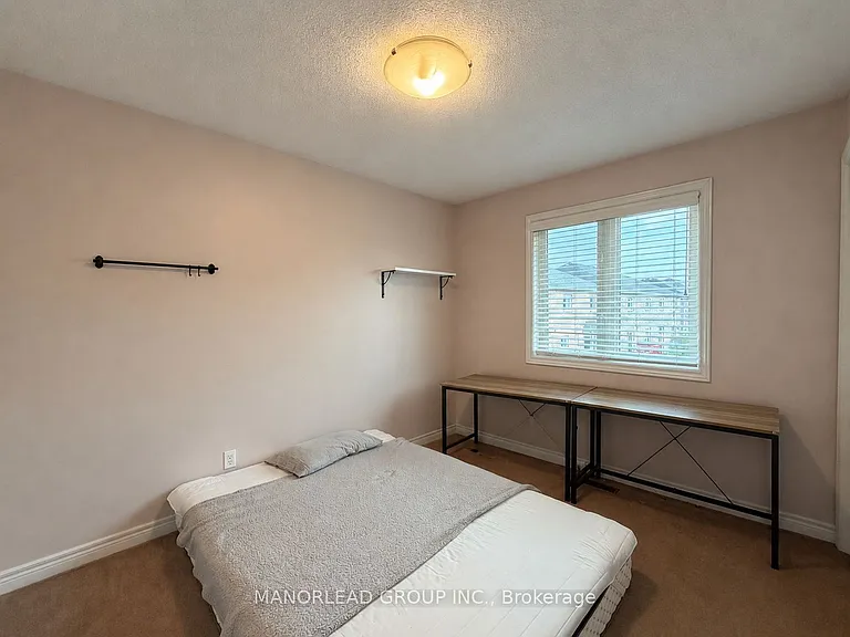 195 Alfred Smith Way — Photo 12