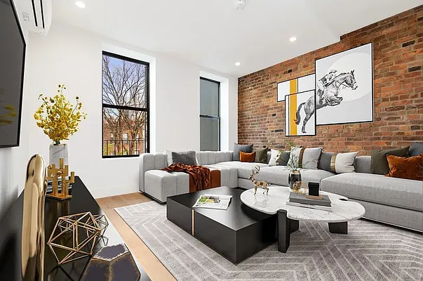 Rented by REAL New York | media 1