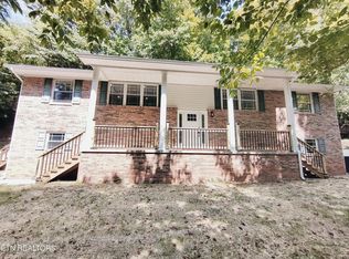 3722 Roberts Rd, Corryton, TN 37721