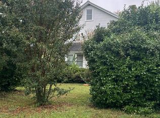 622 Essex St, Tappahannock, VA 22560