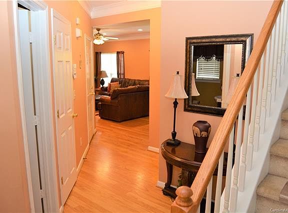 3rd image of 3506 Straussburg Woods Ln