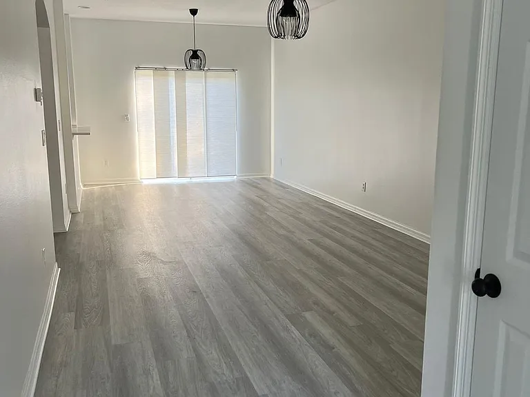 4344 Paradise Cove Ct — Photo 3