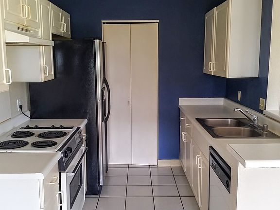 2nd image of 92-1167 Palahia St APT H206