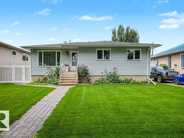 12112 38th St NW, Edmonton, AB T5W 2J1