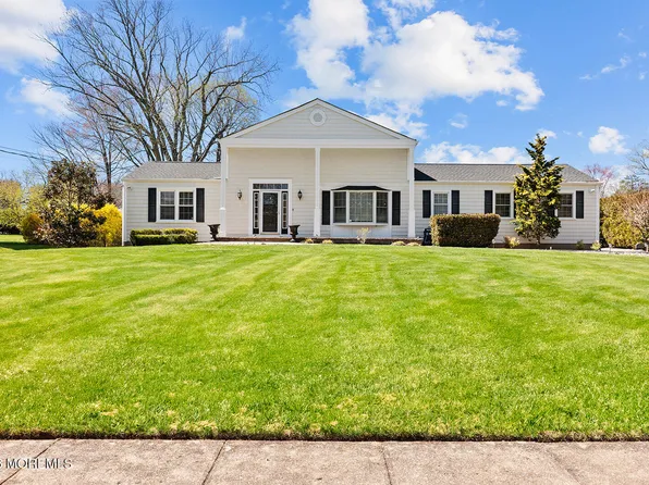 73 Windham Way, Freehold, NJ 07728