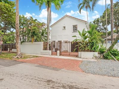3164 Virginia St #5, Miami, FL, 33133