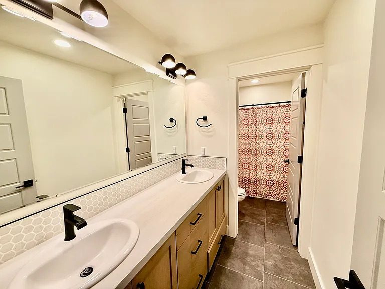 6157 S Ostrum Ave — Photo 31