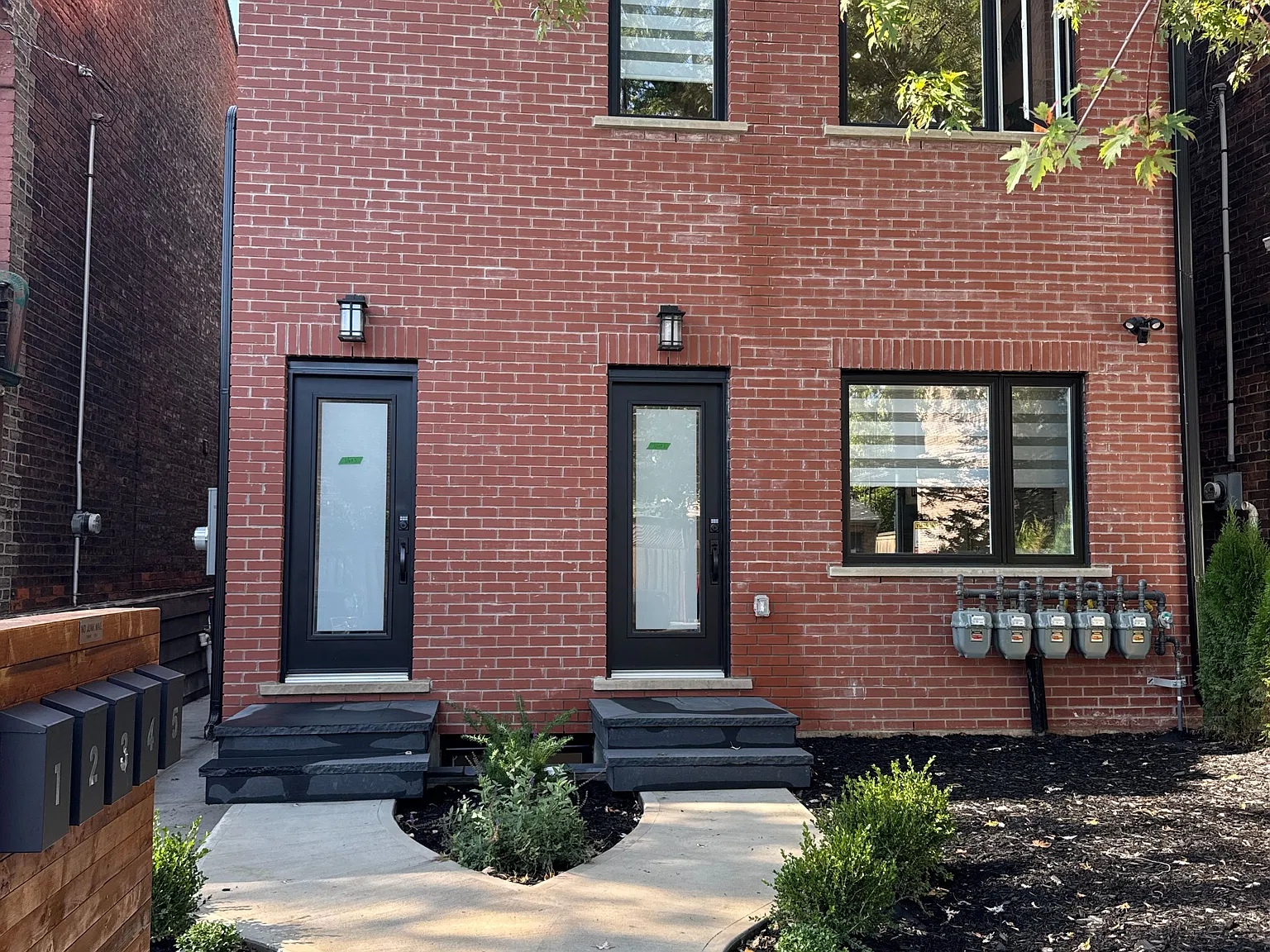 94 Saint Clarens Ave — Photo 1