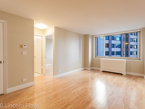 5th image of 30 W 63rd St APT 15O