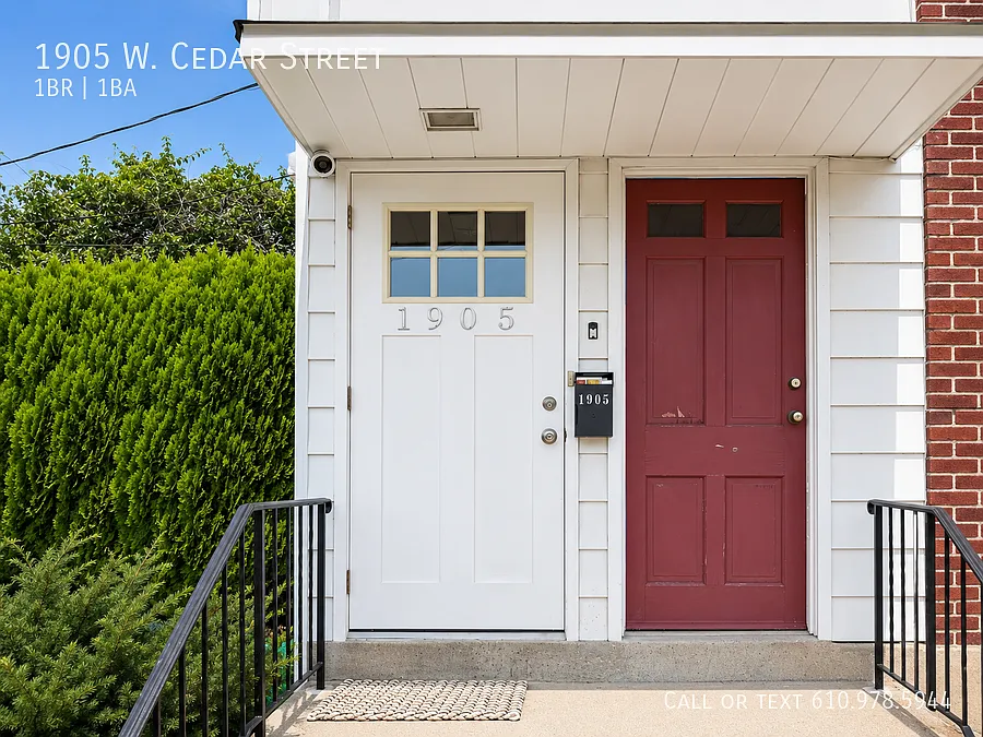 Luxury Renovated West End Allentown 1 Bedroom Apartment — Photo 2
