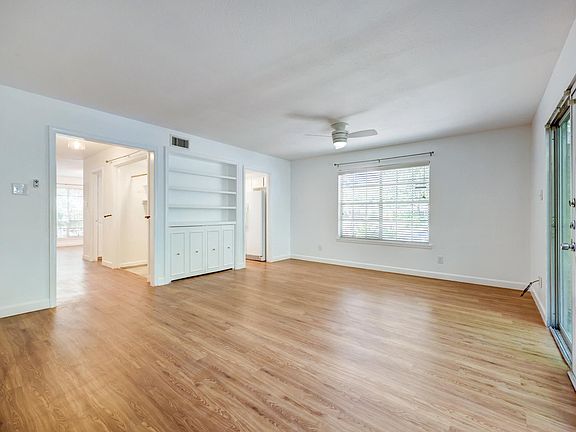 5th image of 6200 Shoal Creek Dr W