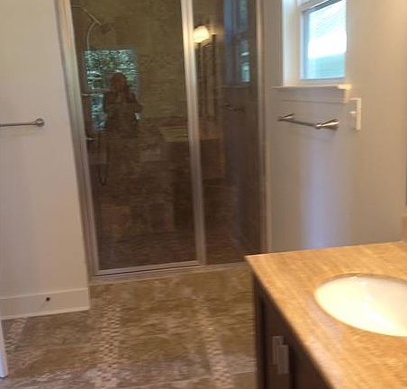 3rd image of 2801 Calhoun St