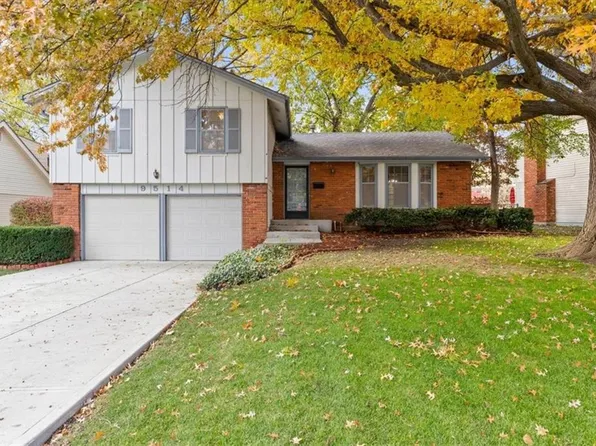 9514 Knox Dr, Overland Park, KS 66212