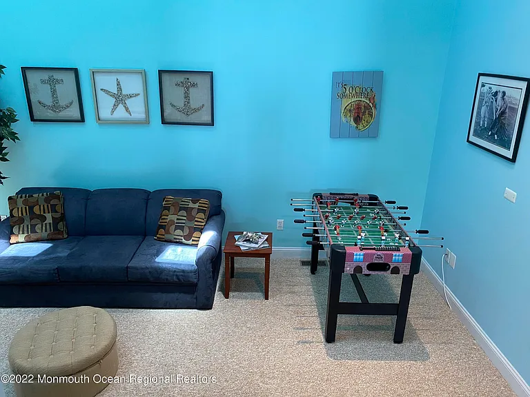 15 Sumner Ave #12 — Photo 12