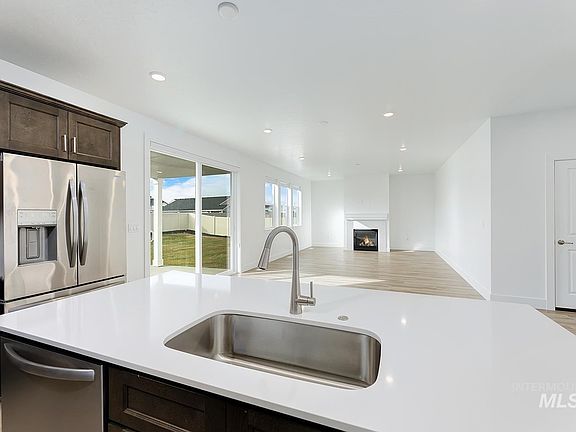 5th image of 5385 E Terrace Falls Ct