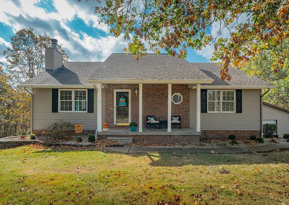 1st image of 557 Pennyrile Dr