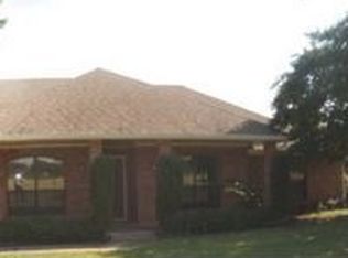 850 Sheparkon Dr, Midlothian, TX 76065