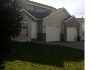 122 Eagle Ridge Dr, Chatham, IL 62629