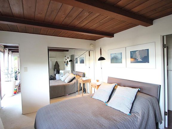 3rd image of 25 Woodward Ave #27