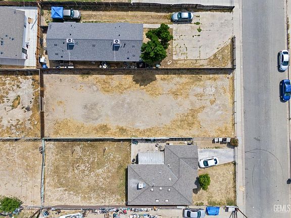 3rd image of 1424 Murdock St