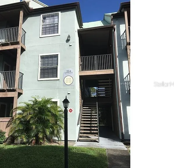 224 Afton Sq #304 — Photo 1