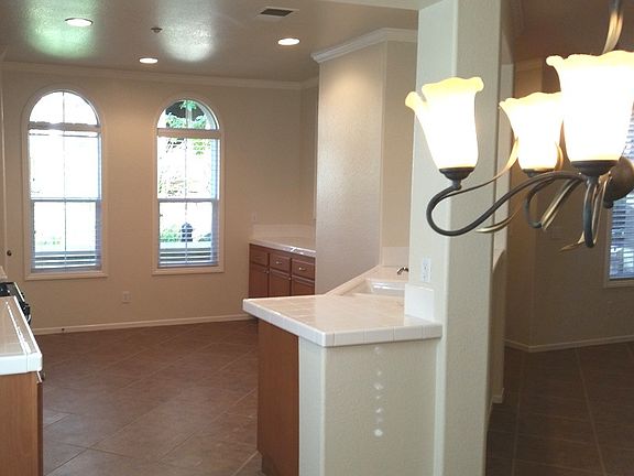 4th image of 1774 Morgans Ave