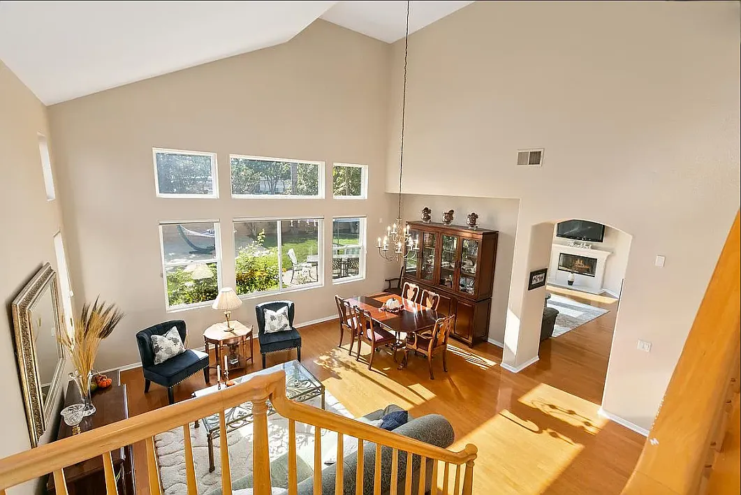 4 bed, 3.0 bath, 2791 sqft, $5,500 — Photo 3