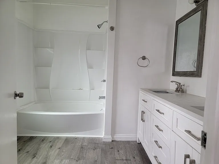 827 S Saint Andrews Pl #11 — Photo 12