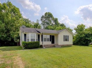112 Grant Ave, Oak Grove, KY 42262