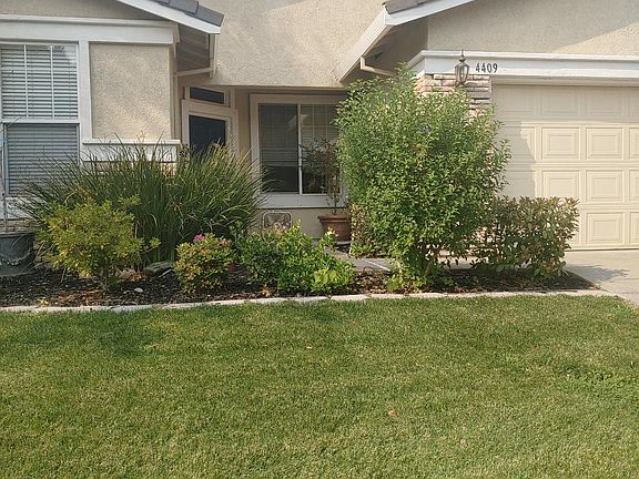 3rd image of 4409 Vivien Way