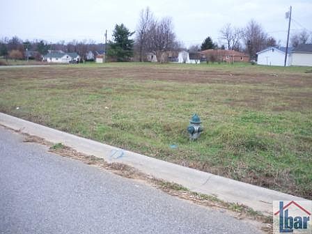 2nd image of 160 Virginia Ave