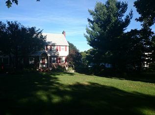 423 W Roxbury Pkwy, West Roxbury, MA 02132