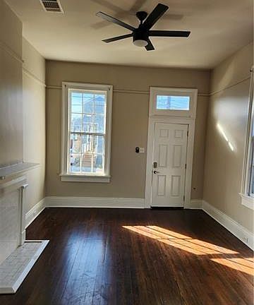 3rd image of 1827 Touro St