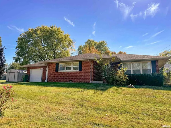 100 Division St, Anna, IL 62906