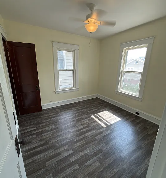 1103-05 College Ave #1 — Photo 6