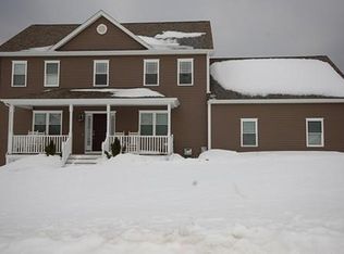 65 Glenside Dr, Blackstone, MA 01504
